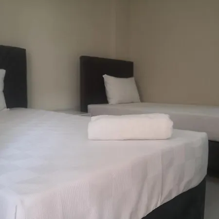 Est Apartment *